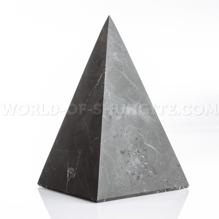 Пирамида Голода неполированная из шунгита 4 см