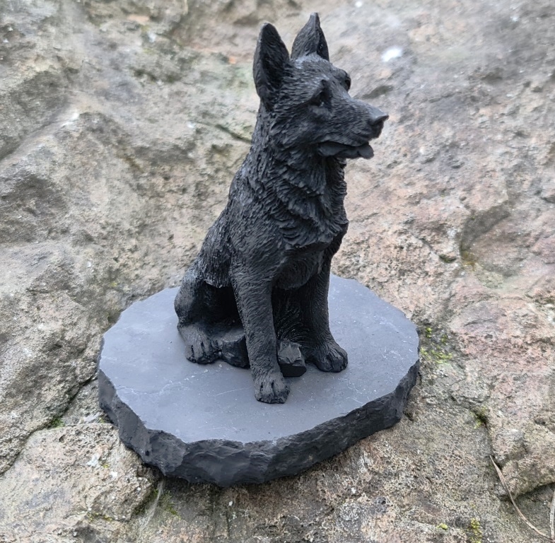 Фигурка Овчарка