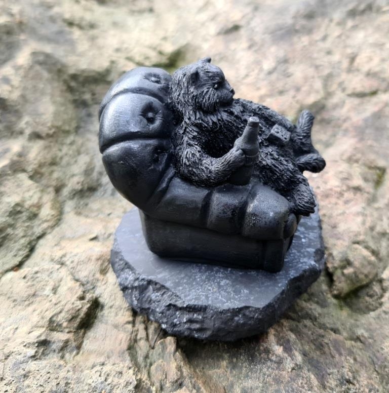 Фигурка Кот в кресле