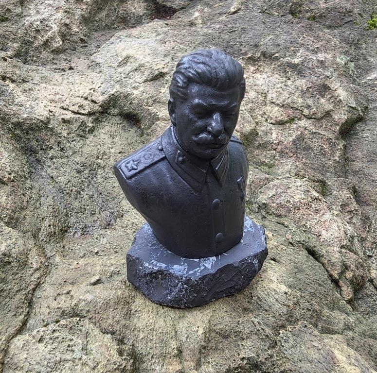 Фигурка И.Сталина